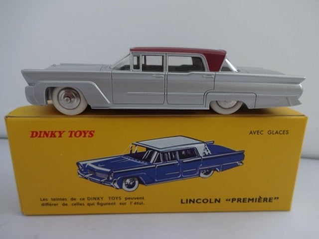 Lincoln "Premiere" zilvergrijs nr: 532 van Dinky Toys 1:43, Ophalen of Verzenden, Nieuw, Auto, Dinky Toys