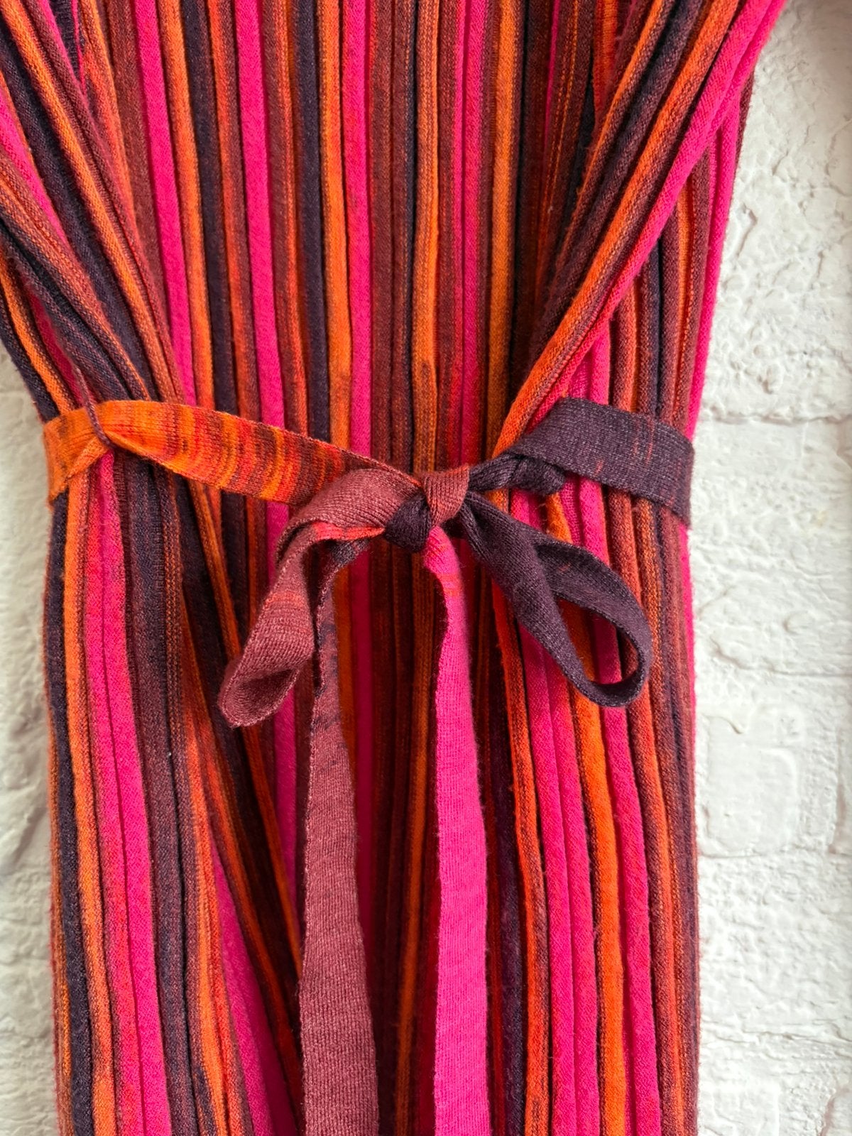 Surkana vest roze rood M, Ophalen of Verzenden, Zo goed als nieuw, Maat 38/40 (M), Roze