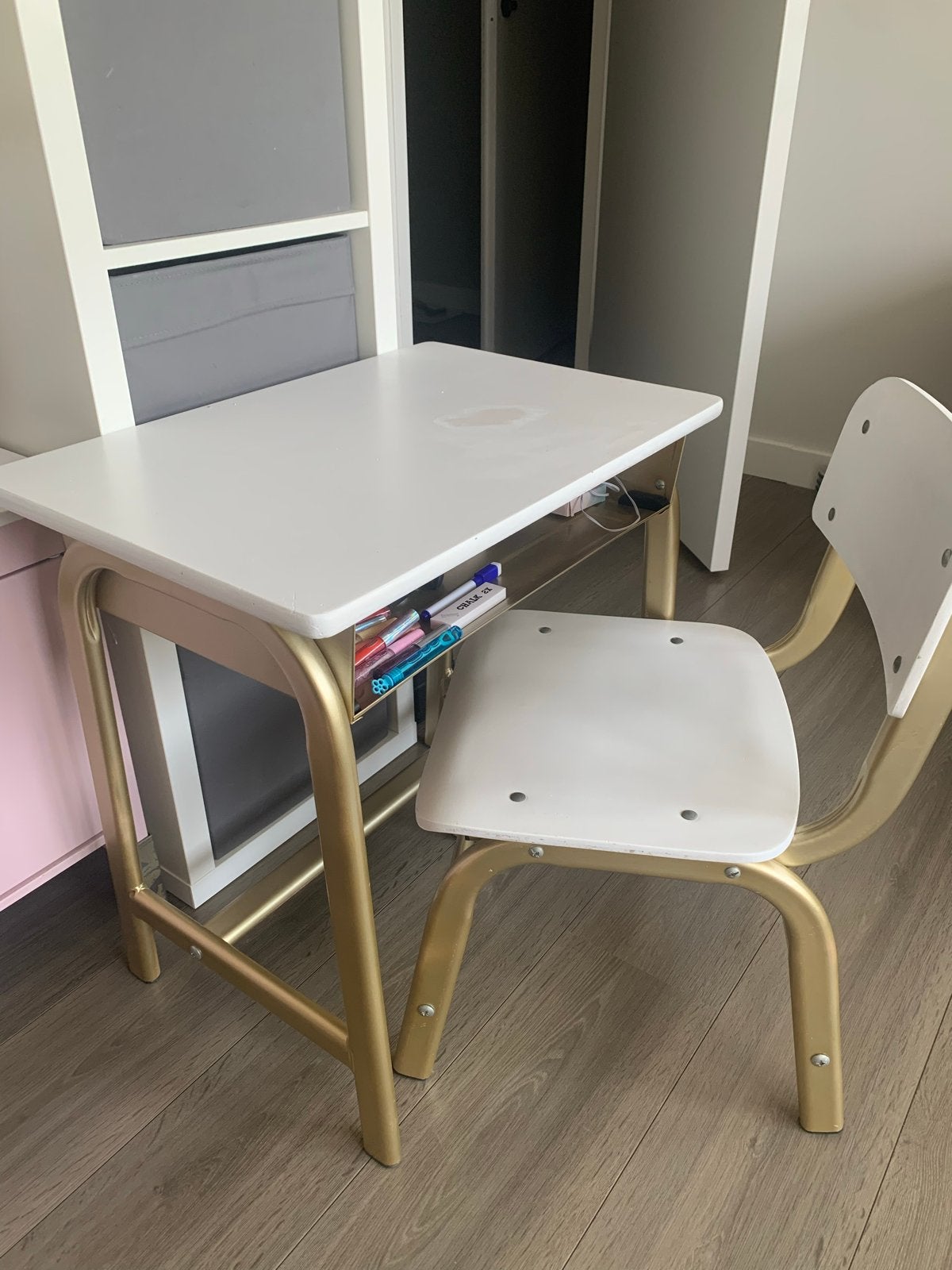 Vintage Kinderbureau met stoel, Ophalen, Gebruikt, Metaal, Kinderbureau