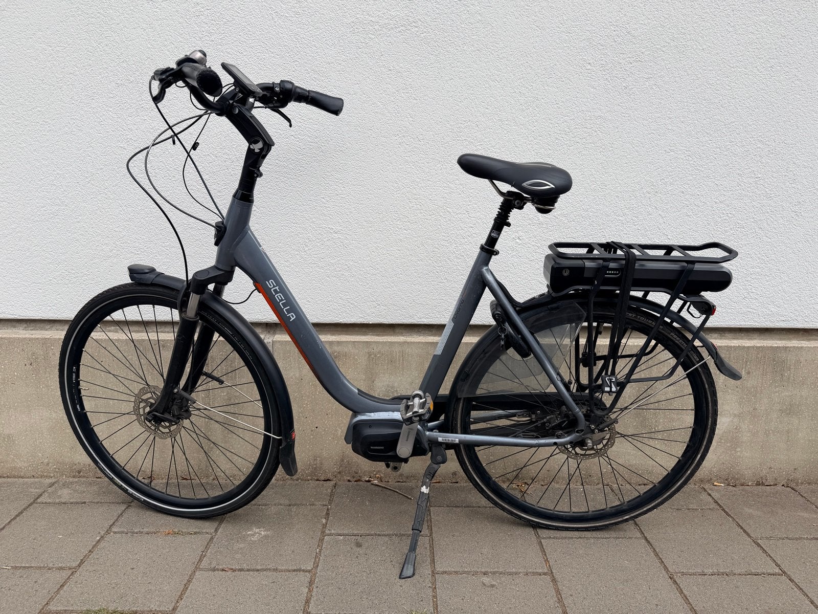 Stella elektrische fiets met Shimano motor en 8 versnellinge, Gebruikt, 51 tot 55 cm, 50 km per accu of meer, Ophalen
