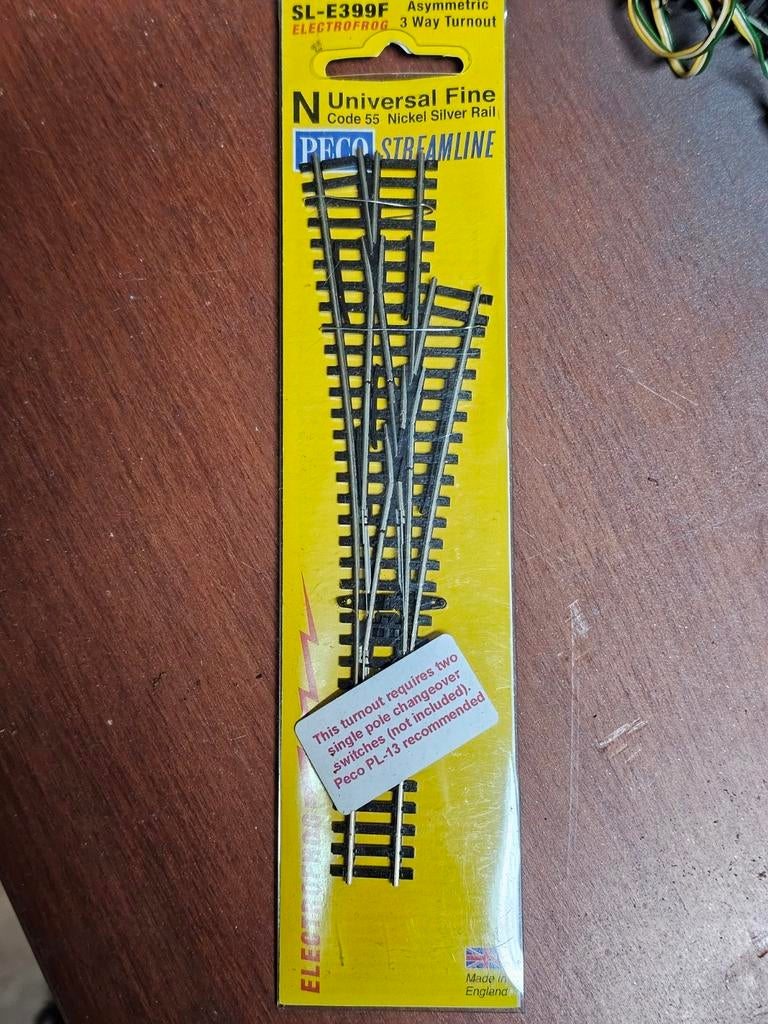 Modeltrein N spoor wissel peco, Gelijkstroom, Nieuw, Rails, Ophalen of Verzenden