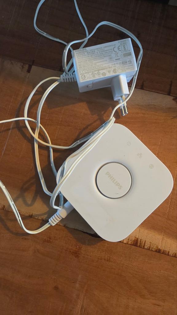 Philips Hue Bridge 2.0 (vierkant model), Ophalen of Verzenden, Gebruikt