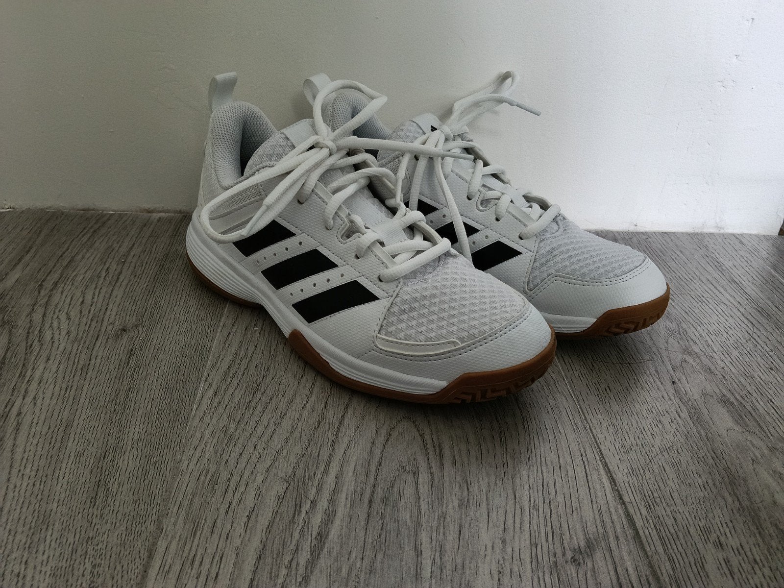 Adidas sportschoenen maat 37, Ophalen, Adidas, Nieuw, Wit