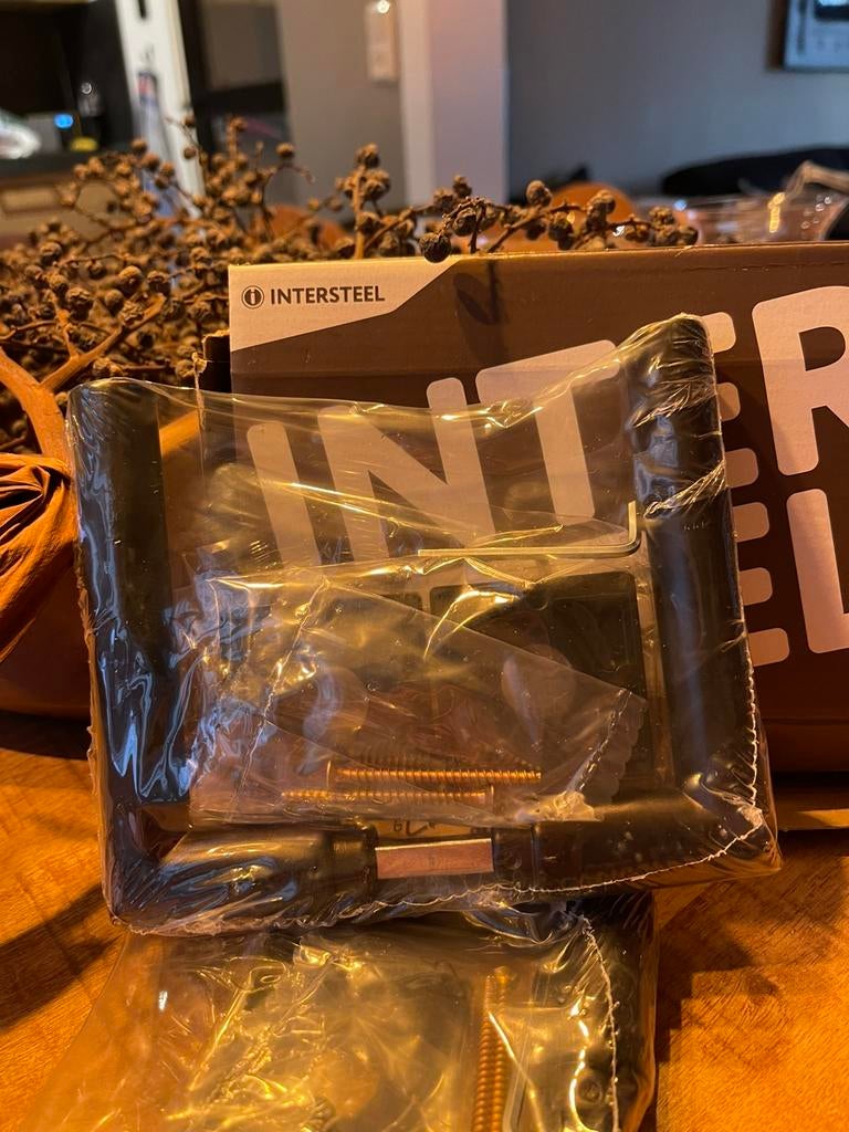 Intersteel deurkrukkenset NIEUW, Doe-het-zelf en Verbouw, Deuren en Horren, Ophalen of Verzenden, Zo goed als nieuw, Binnendeur