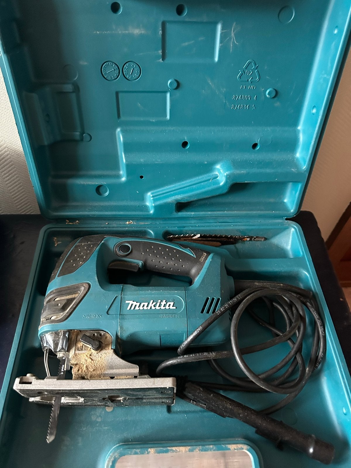 Makita 4350T Decoupeerzaag in koffer, Ophalen, Gebruikt, 600 tot 1200 watt, Decoupeerzaag