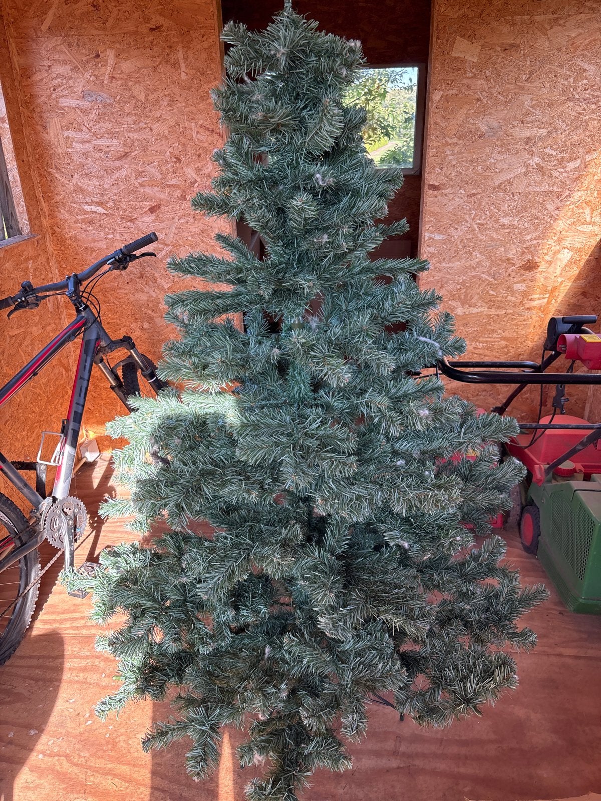 Kerstboom hoog 165, Ophalen, Zo goed als nieuw