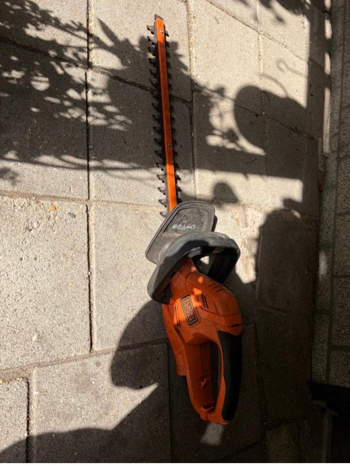 BLACK&DECKER heggenschaar (elektrisch), Ophalen of Verzenden, Zo goed als nieuw, Elektrisch