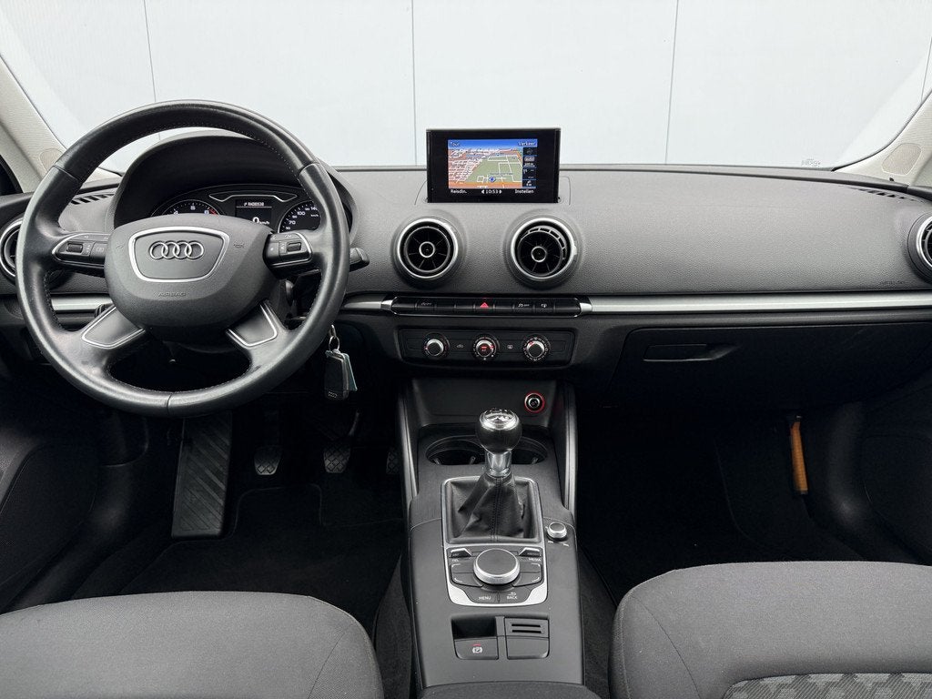 Audi A3 Sportback 1.4 TFSI CoD Attraction Pro Line Navi/Blue, Stof, Gebruikt, Euro 6, 150 pk