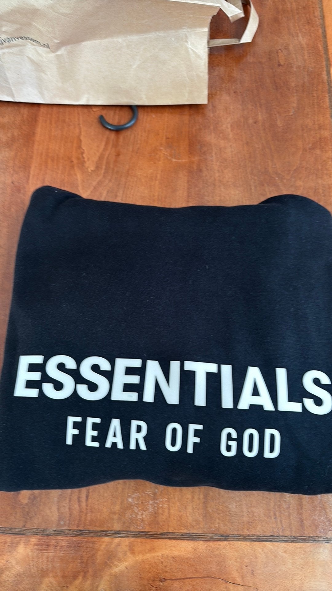 Essentials hoodie. Maat xs., Kinderen en Baby's, Verzenden, Jongen, Trui of Vest