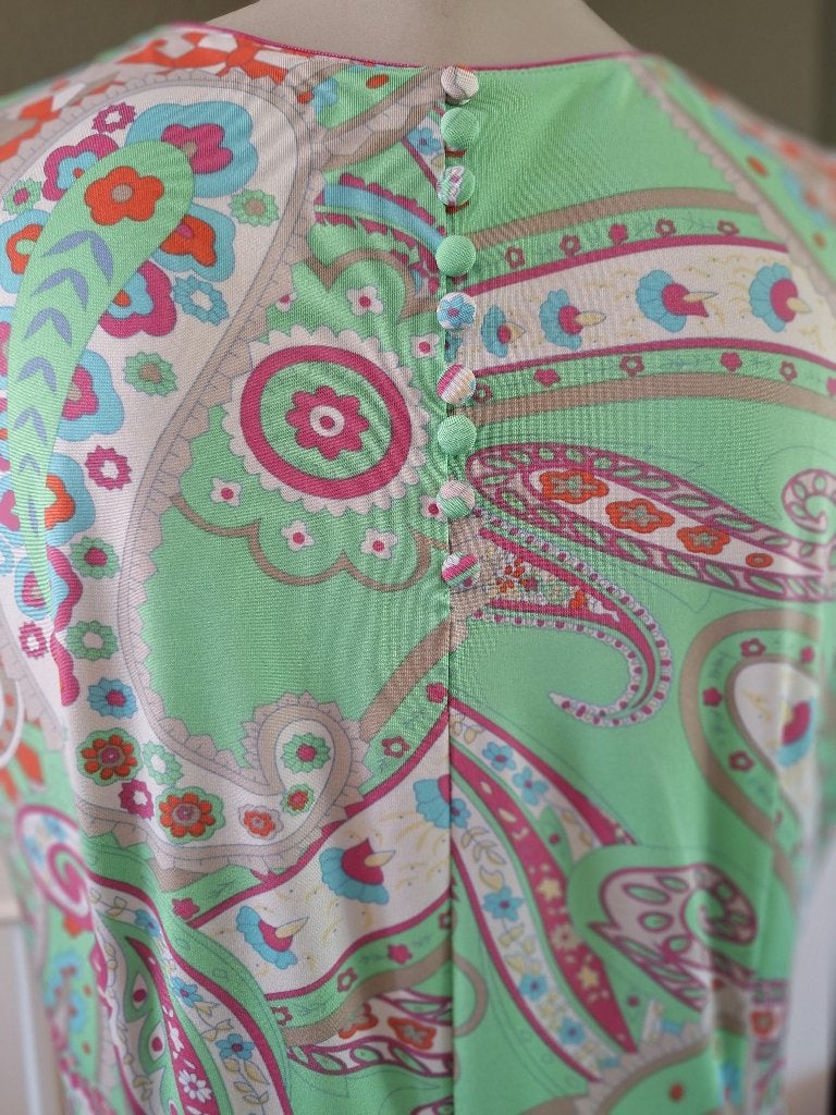 K- Design K Design zacht groen knoopjes jurk XXL, K-design, Verzenden, Maat 46/48 (XL) of groter, Zo goed als nieuw