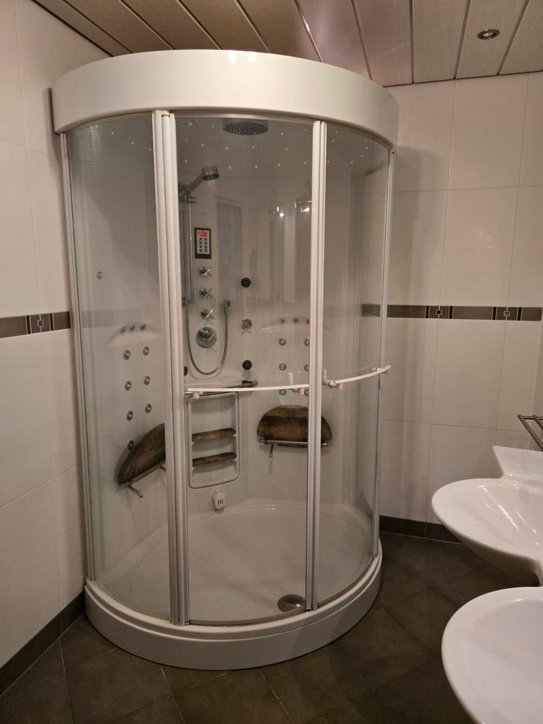 Hoesch Design Stoomcabine 2 Persoons met Sterrenhemel, Doe-het-zelf en Verbouw, Sanitair, Ophalen, Gebruikt, Douche