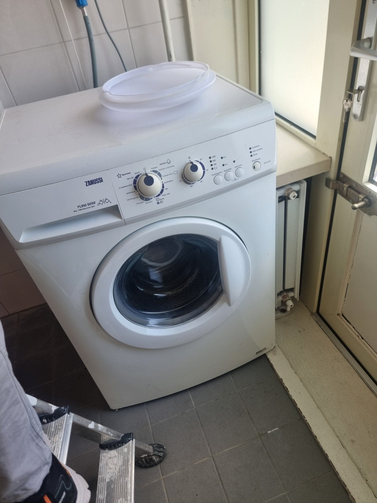 Wasmachine gratis, Witgoed en Apparatuur, Ophalen of Verzenden, 1200 tot 1600 toeren, 85 tot 90 cm