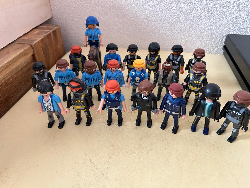 Playmobil politie, SWAT team en criminelen, Kinderen en Baby's, Speelgoed | Playmobil, Ophalen of Verzenden, Gebruikt, Complete set