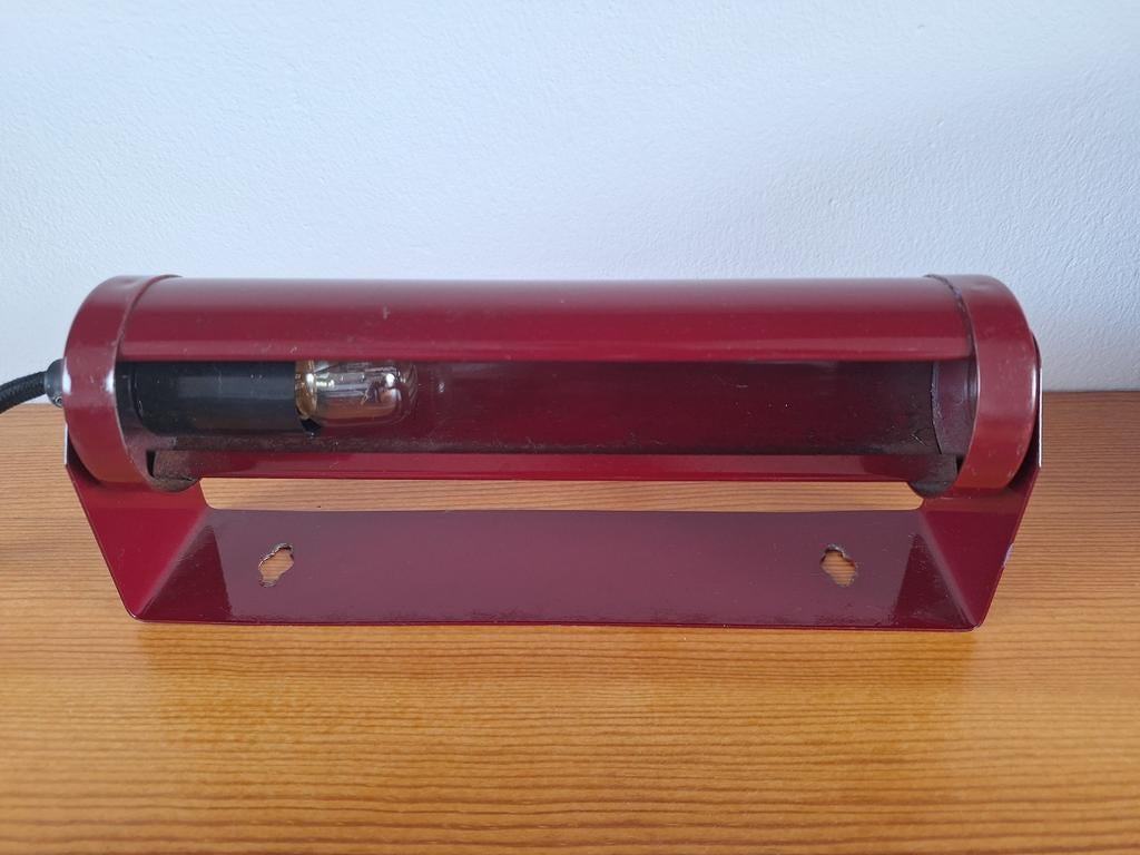Vintage bordeauxrood wandlampje met draaibare kap, Huis en Inrichting, Ophalen of Verzenden, Metaal