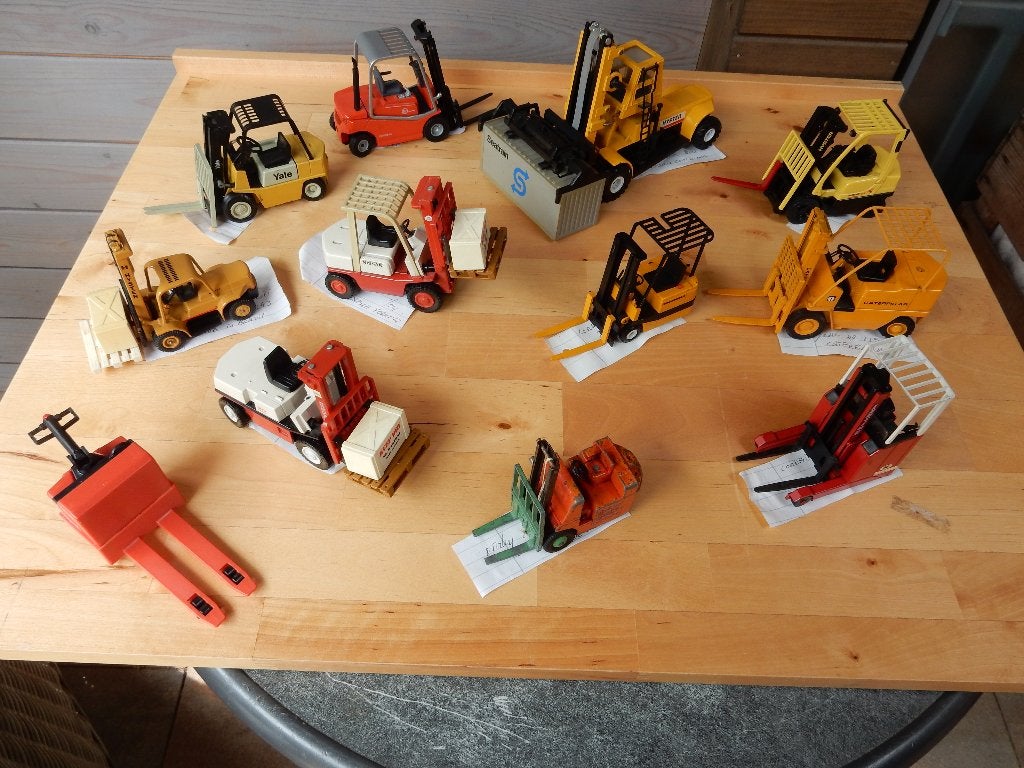 Zeldzame VORKHEFTRUCKS modellen 12 stuks, Ophalen of Verzenden, Zo goed als nieuw