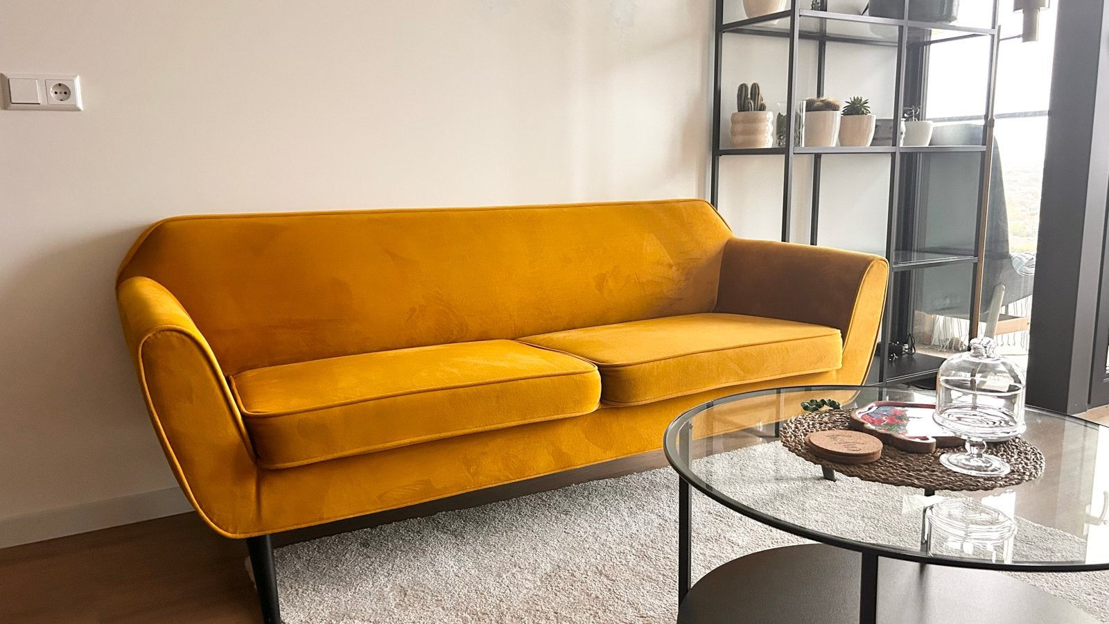 WOOOD Rocco bank 187 cm velvet oker, 150 tot 200 cm, Driepersoons, 75 tot 100 cm, Ophalen of Verzenden