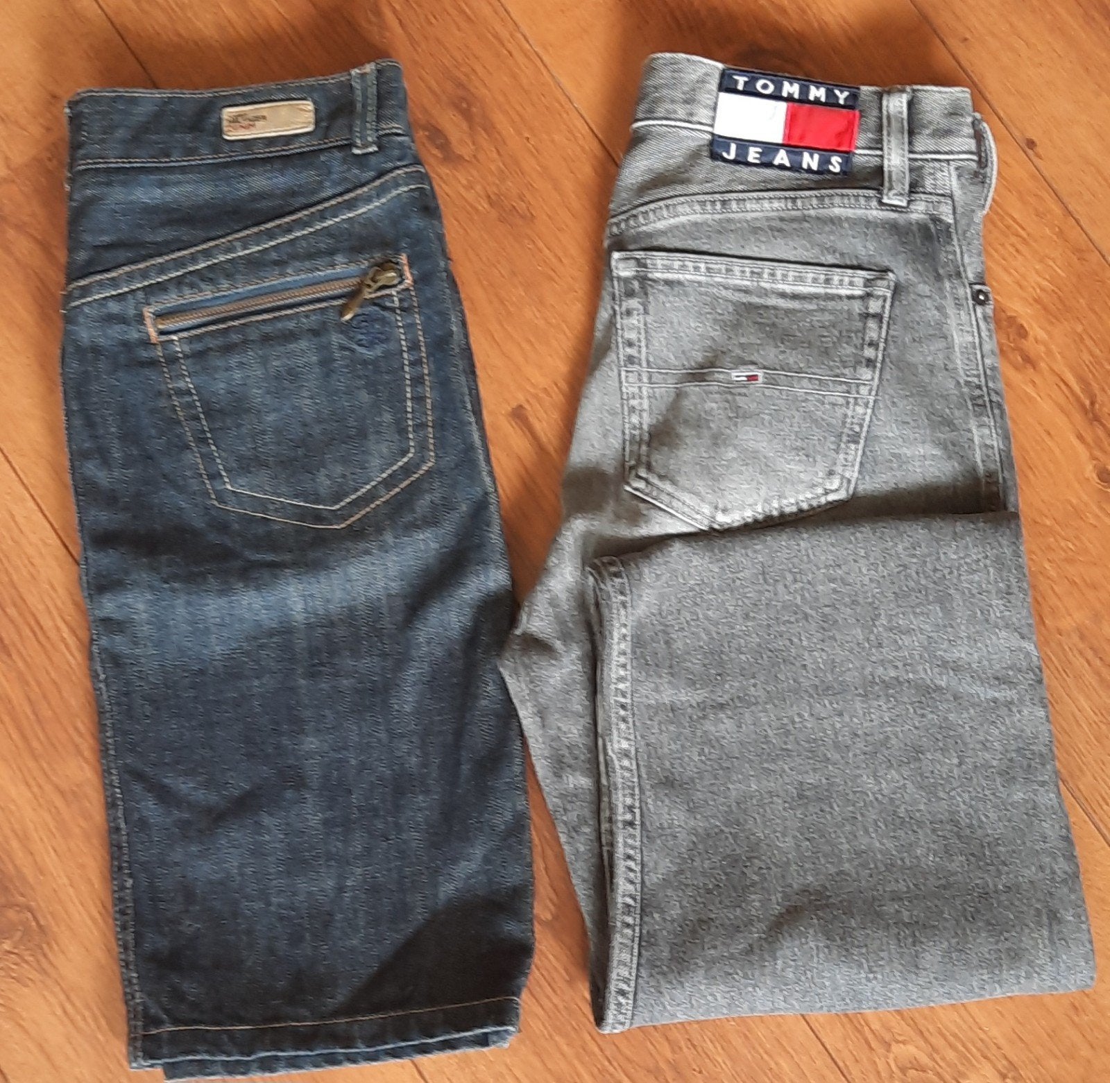Origineel TOMMY HILFIGER, betsy mid rise + emira skirt 27/S, Ophalen of Verzenden, Zo goed als nieuw, W27 (confectie 34) of kleiner