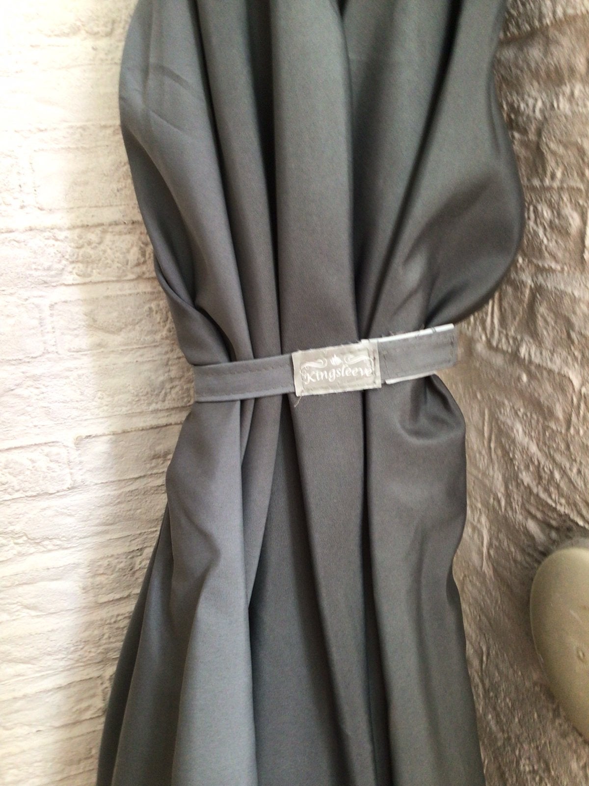 Kingsleeve Halfronde balkon parasol, Tuin en Terras, Parasols, Zo goed als nieuw, Stokparasol, 1 tot 2 meter, Waterdicht, Ophalen