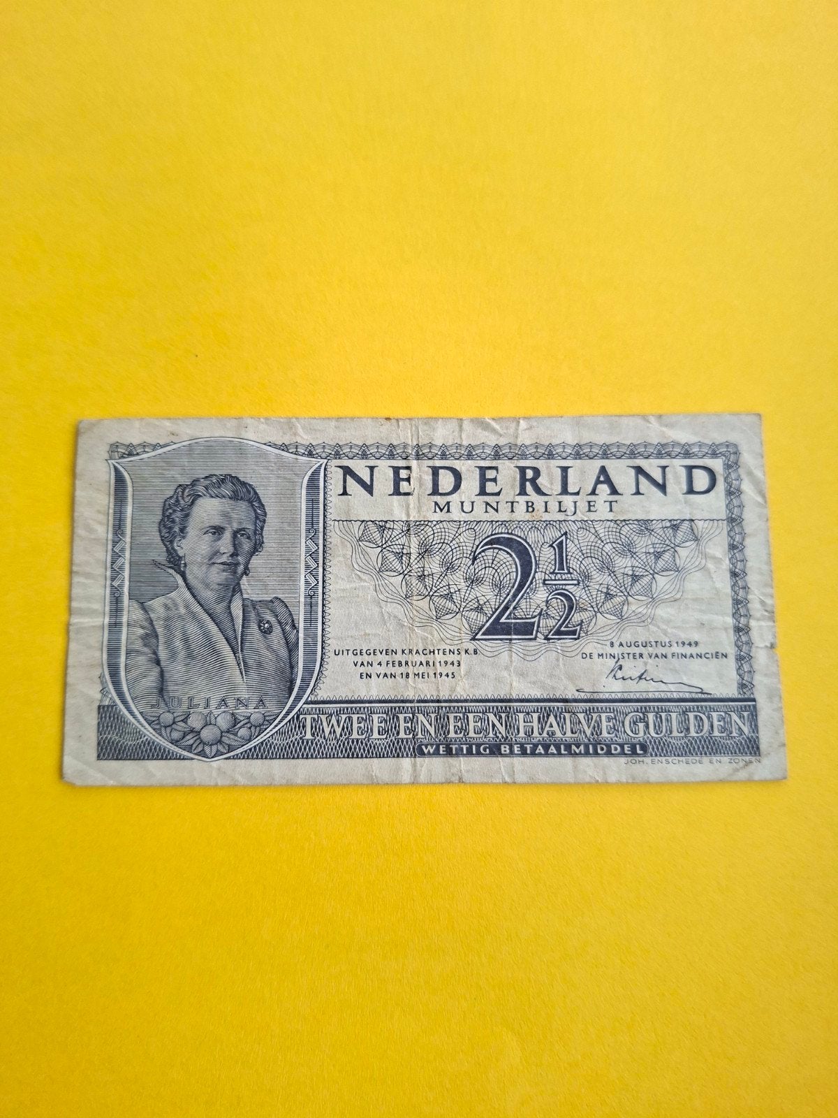 2,5 gulden Juliana uit 1949 in ZF
Serie nummer 6 YF 060460
P, Postzegels en Munten, Bankbiljetten | Nederland, Ophalen of Verzenden