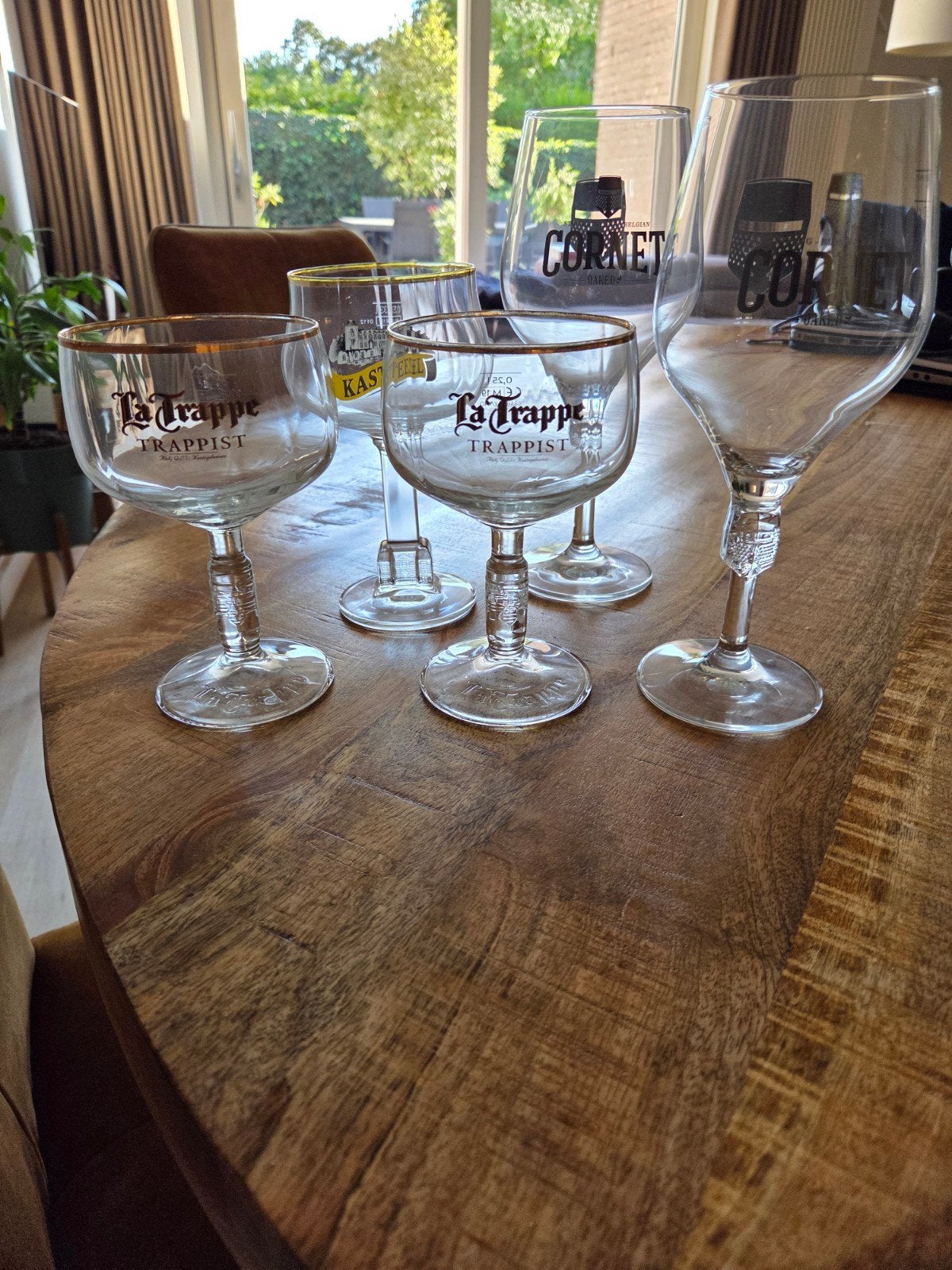 Bierglazen collectie: La Trappe, Cornet, Kasteel, Ophalen