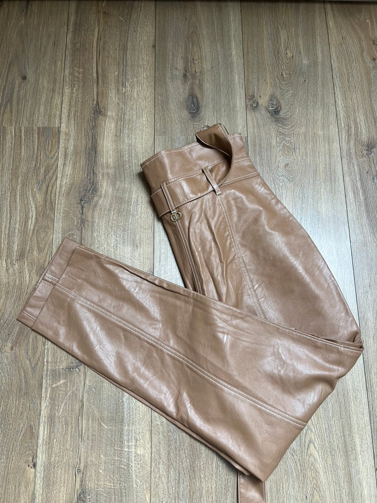 Lerenlook broek van Twinset maat 40, Maat 38/40 (M), Beige, Nieuw, Ophalen of Verzenden