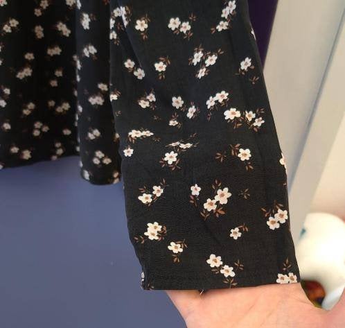 Aaiko top / blouse zwart + bloemetjes France mt XL nr 39355, Kleding | Dames, Aaiko, Aaiko, ., Zwart