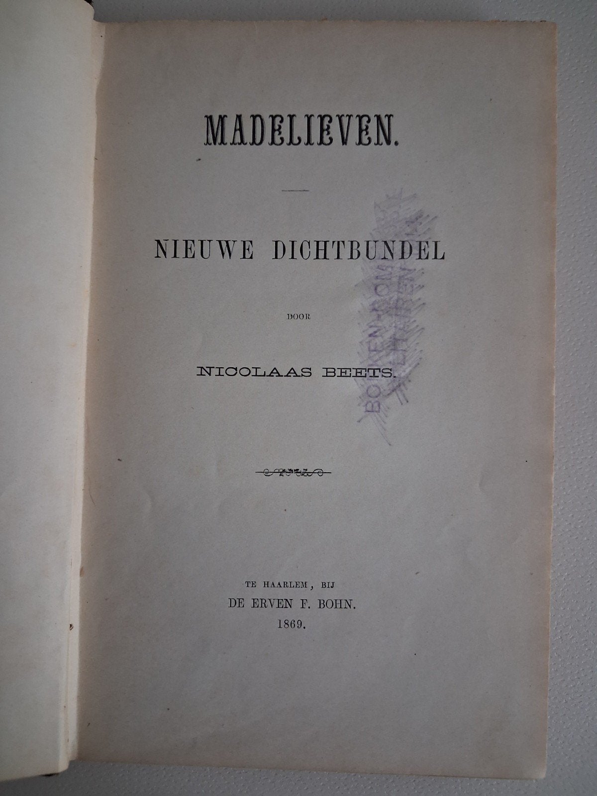 1869 - Nicolaas Beets - Madelieven - 1e druk, mooie band, Ophalen of Verzenden