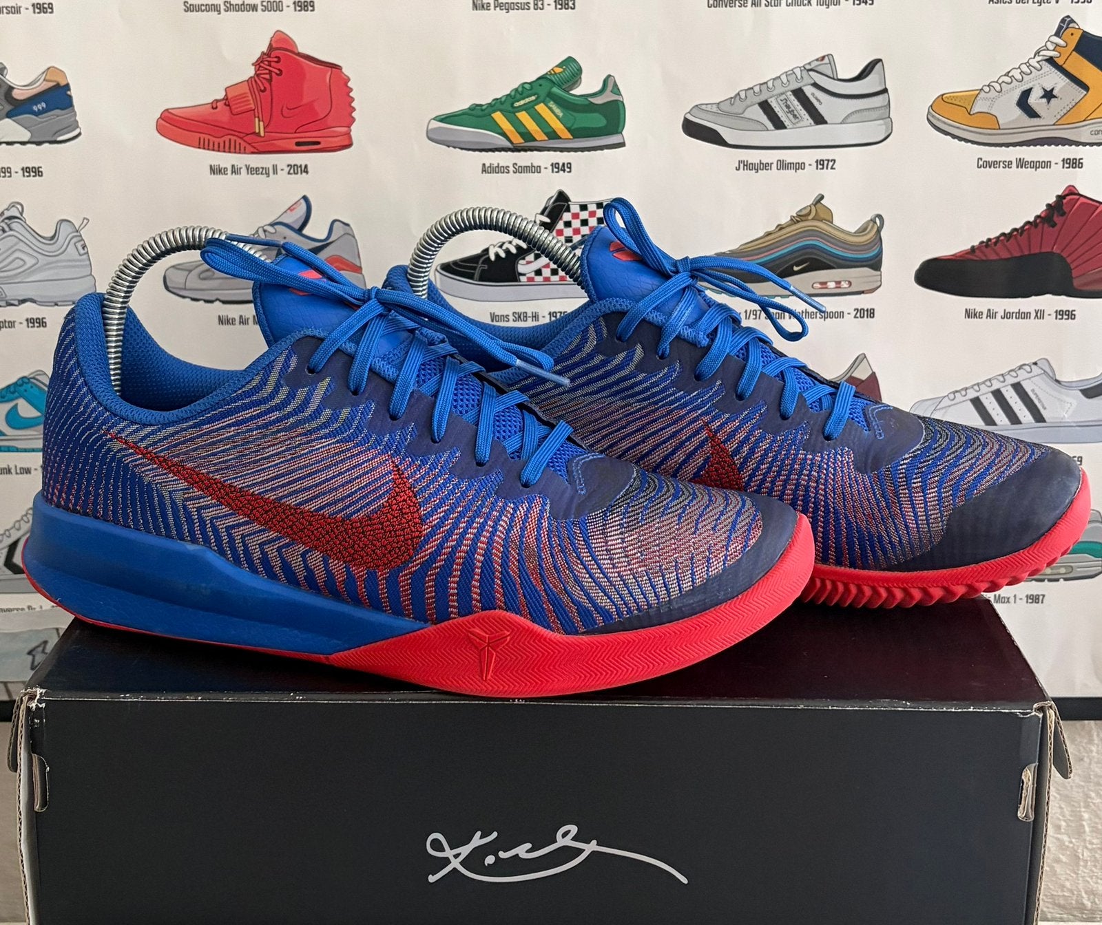 Nike Kobe KB Mentality 2, Blauw, Sportschoenen, Ophalen of Verzenden, Zo goed als nieuw
