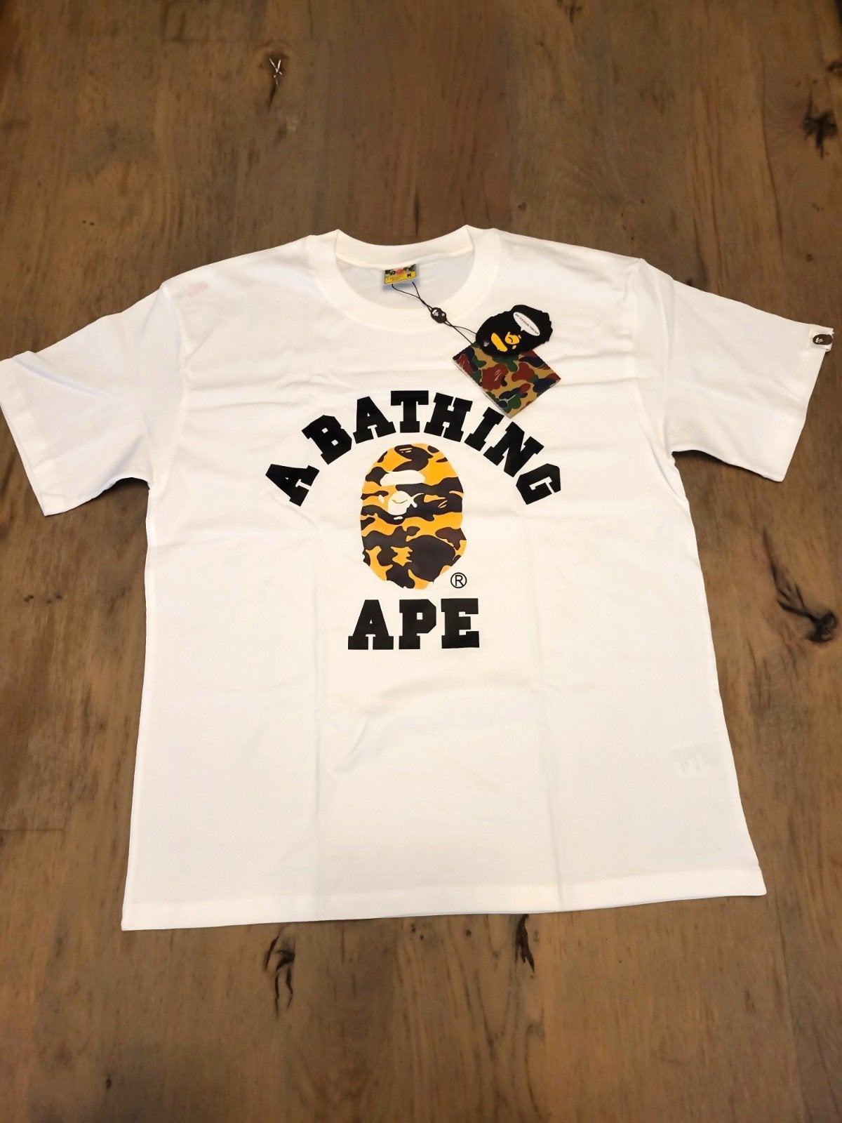 Bape t-shirt, Maat 48/50 (M), Wit, Nieuw, Ophalen of Verzenden