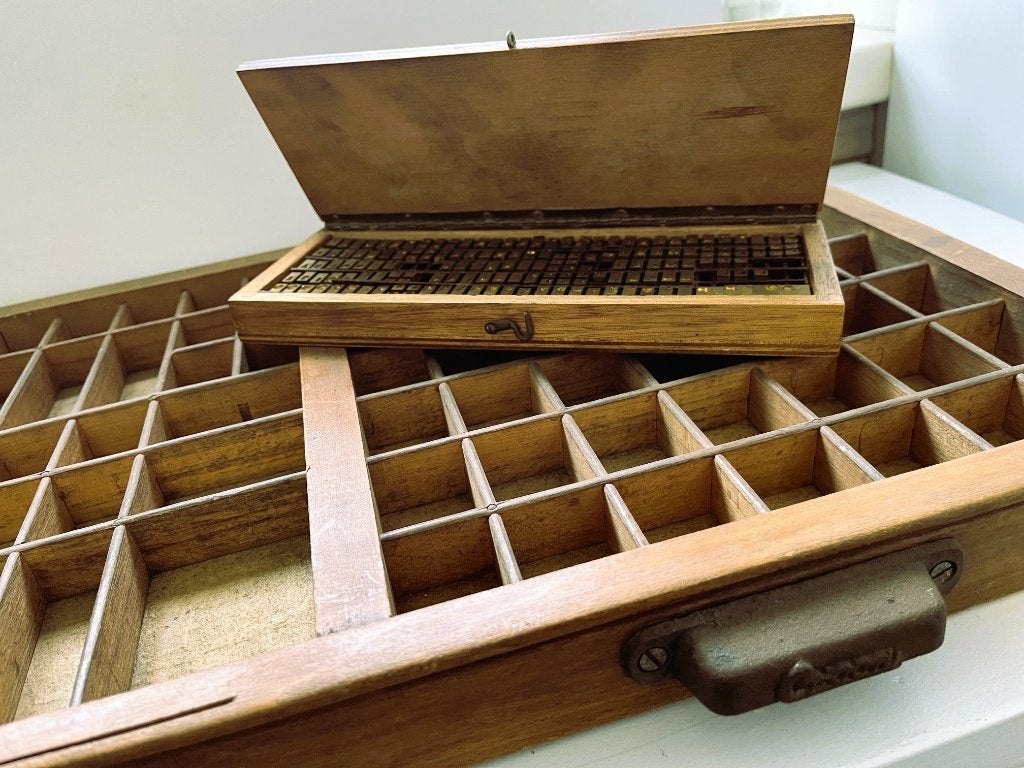Vintage Croon-Drukkerslade met Metalen Zetselblokjes, Ophalen of Verzenden