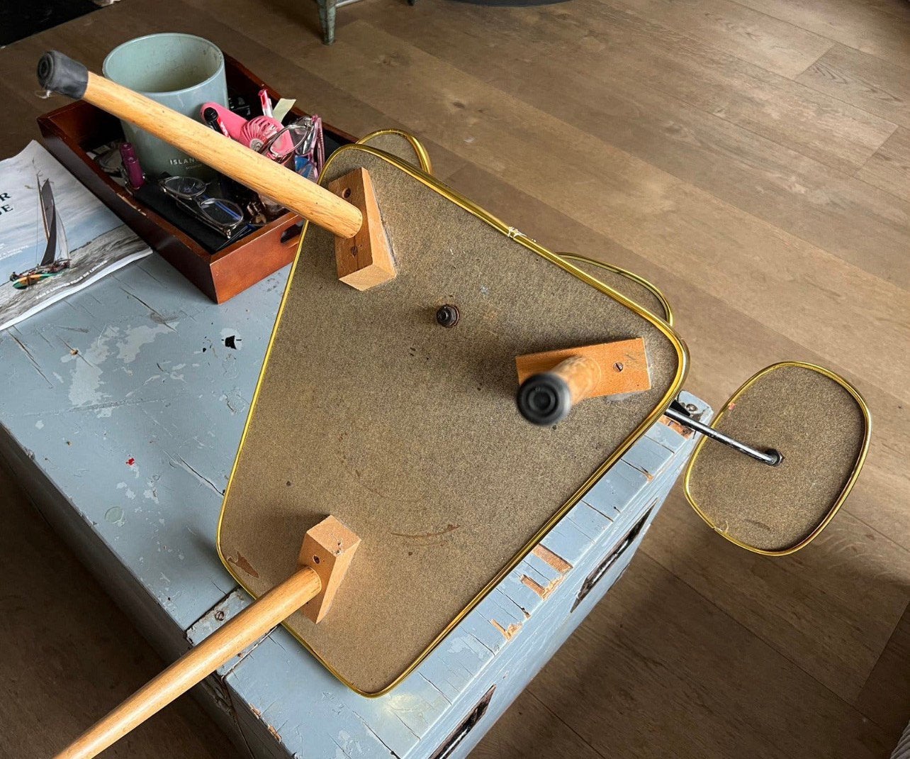 VINTAGE TAFELTJE, Ophalen