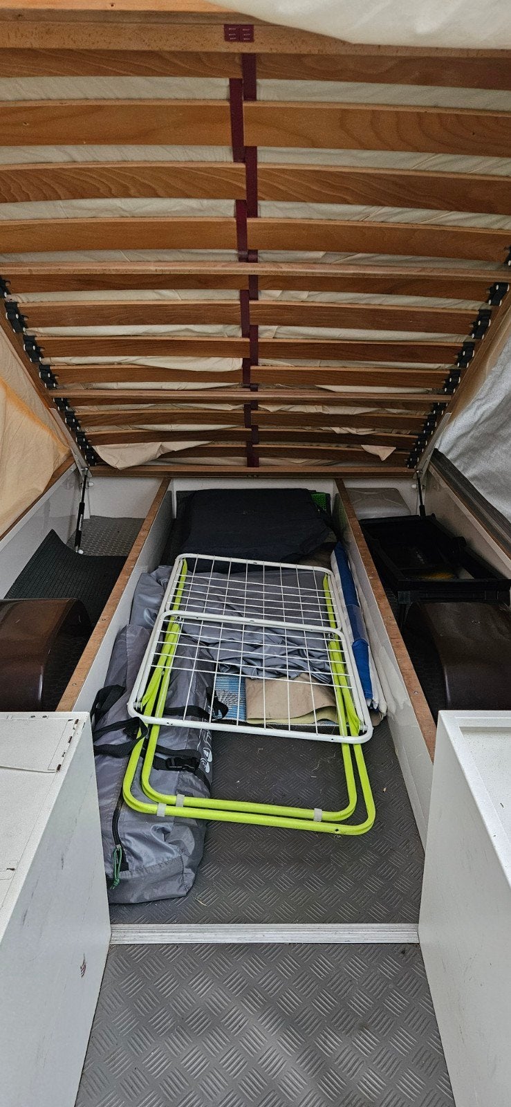complete kampeer uitrusting met vouwwagen, Ophalen