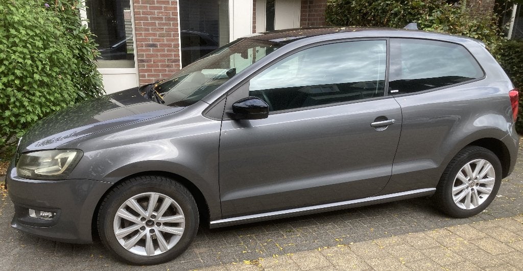 Volkswagen Polo 1.4 2011 Grijs Highline, z. goed onderhouden, Auto's, Voorwielaandrijving, 970 kg, Stof, 40 €/maand