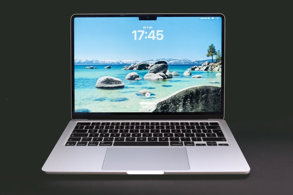 Foto 2 van MacBook Air 13" M4 2025 – 16GB – 512GB – zeer nette staat