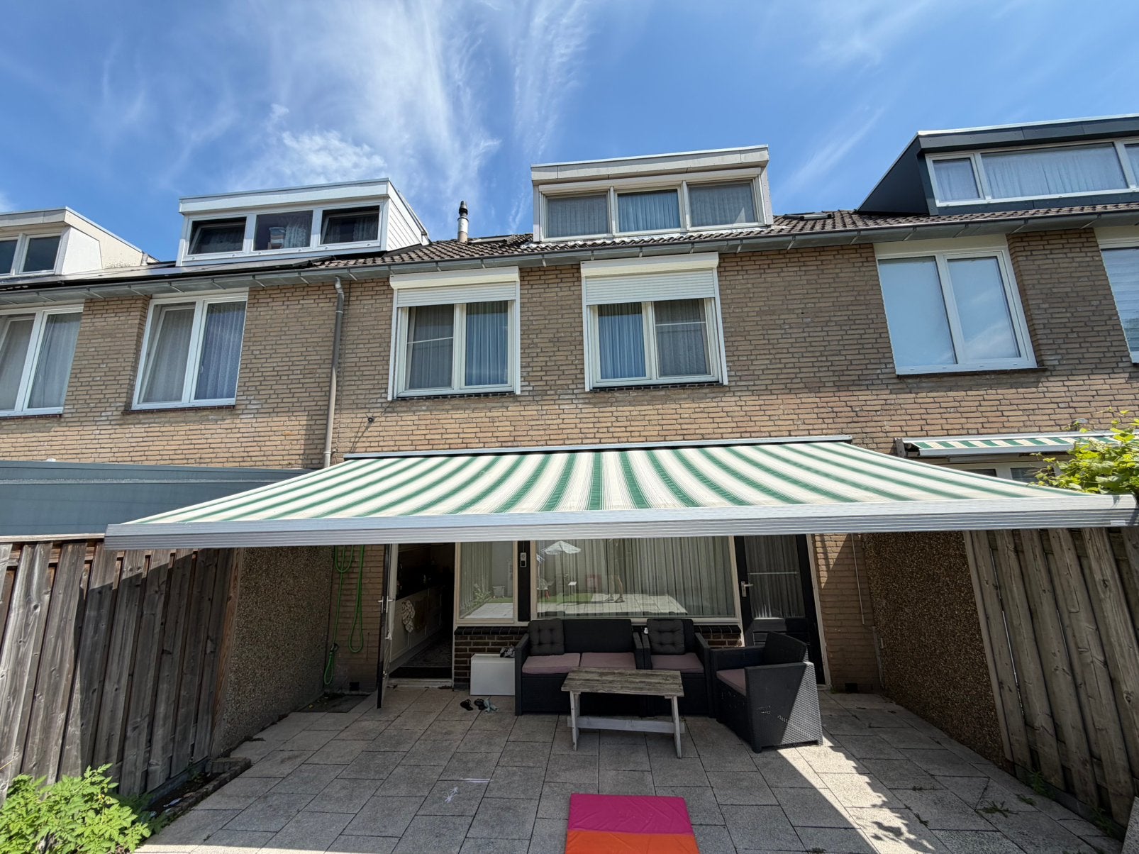 Zonnescherm 6m breed 3m lang, Tuin en Terras, Zonneschermen, 150 tot 300 cm, Ophalen, Zo goed als nieuw, Knikarmscherm