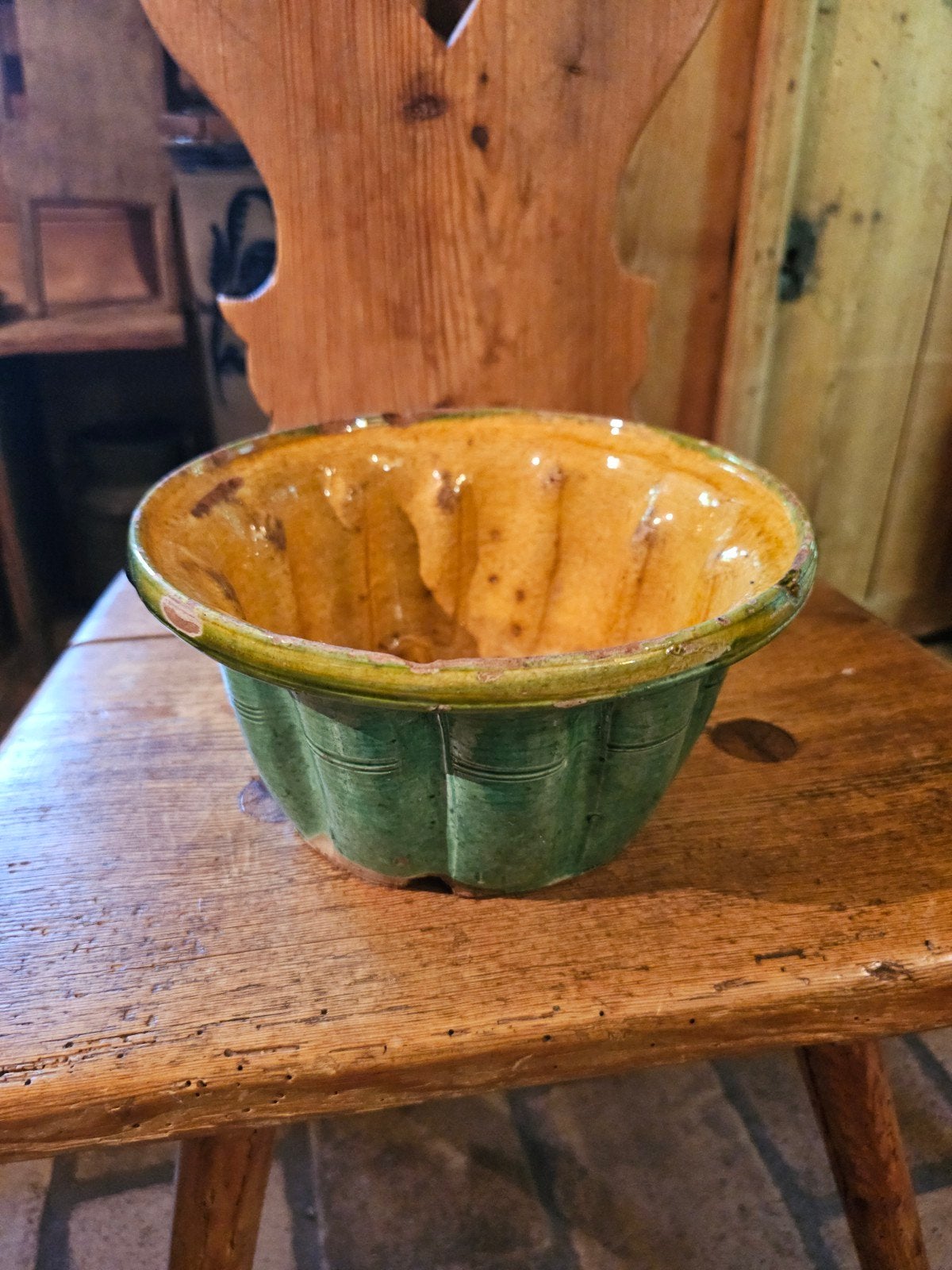 Antieke Terracotta Puddingvorm - Groen en Geel Geglazuurd, Ophalen of Verzenden