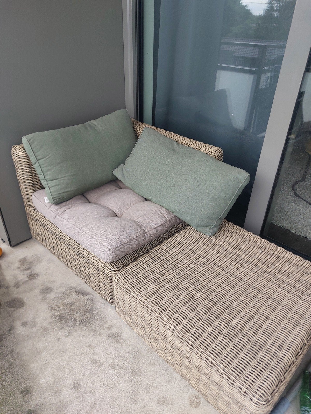Wicker hoekelement en hocker van Intratuin, Tuin en Terras, 2 zitplaatsen, Gebruikt, Bank, Ophalen of Verzenden