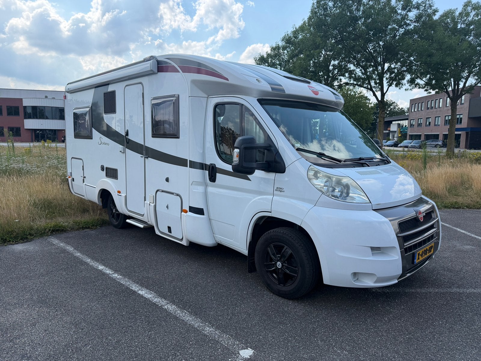 Burstner Salano 615 Airco slechts 33dkms!, Caravans en Kamperen, Campers, Afzuigkap, Fiat, 6 tot 7 meter, Bedrijf