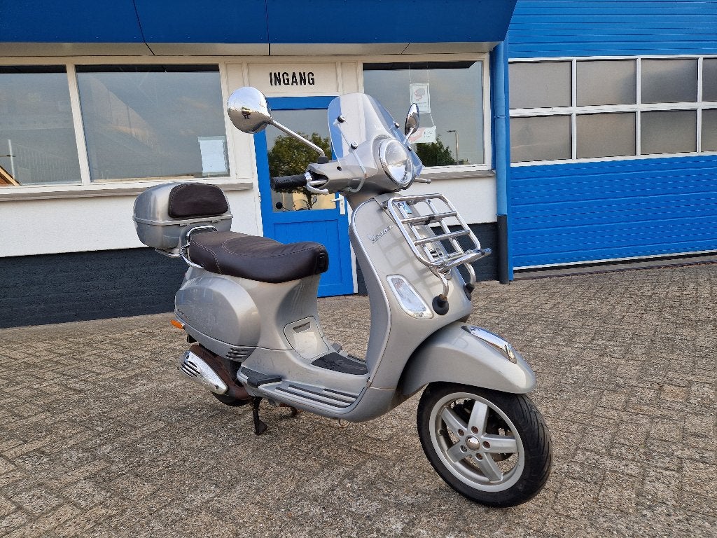 HANDEL / SLOOP / EXPORT : Vespa LX 4T 4V , opknapper piaggio, Fietsen en Brommers, Scooters | Piaggio, Gebruikt, Overige modellen