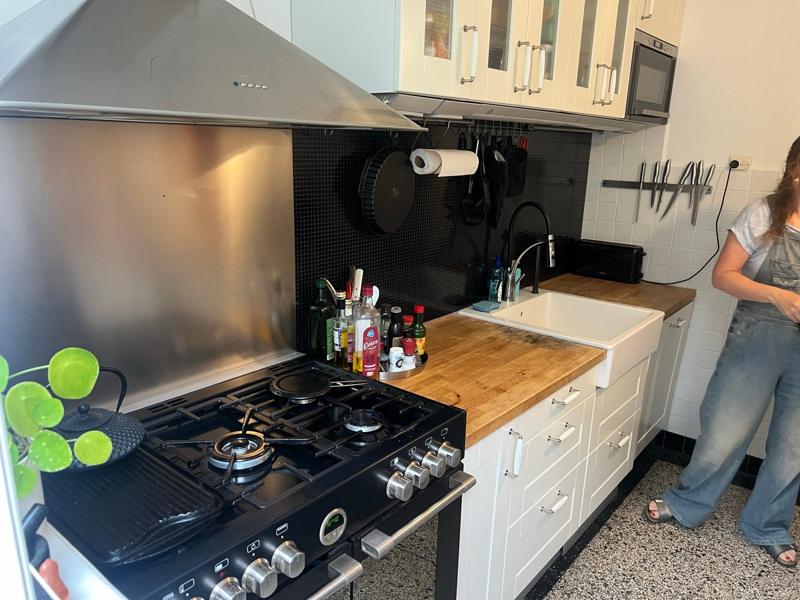 IKEA keuken met houten blad en inbouwapparatuur, Huis en Inrichting, Keuken | Complete keukens, Ophalen, Gebruikt, Wit, Enkelwandige keuken