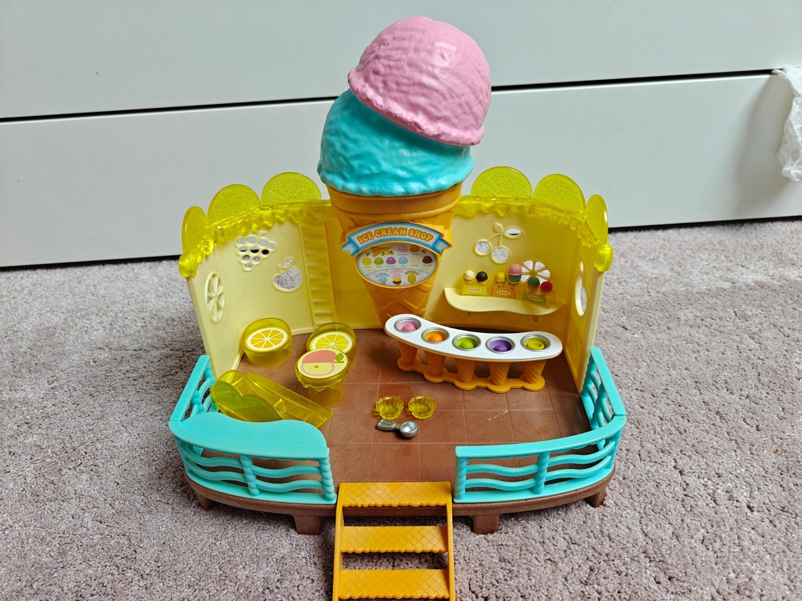 Sylvanian Families IJssalon - Zo goed als nieuw, Ophalen of Verzenden, Zo goed als nieuw, Jongen of Meisje