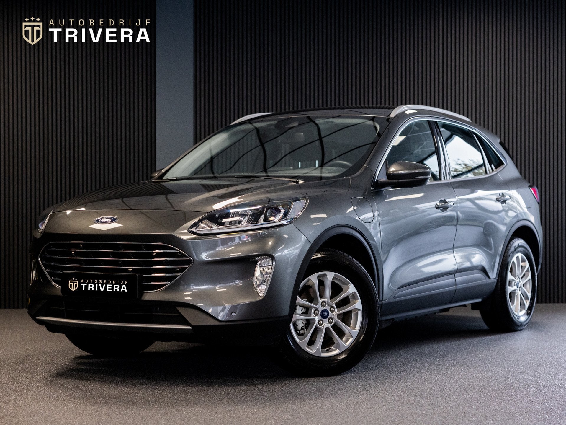 Ford Kuga 2.5 PHEV Titanium l SoH 96% l CAM 360° l CARPLAY
