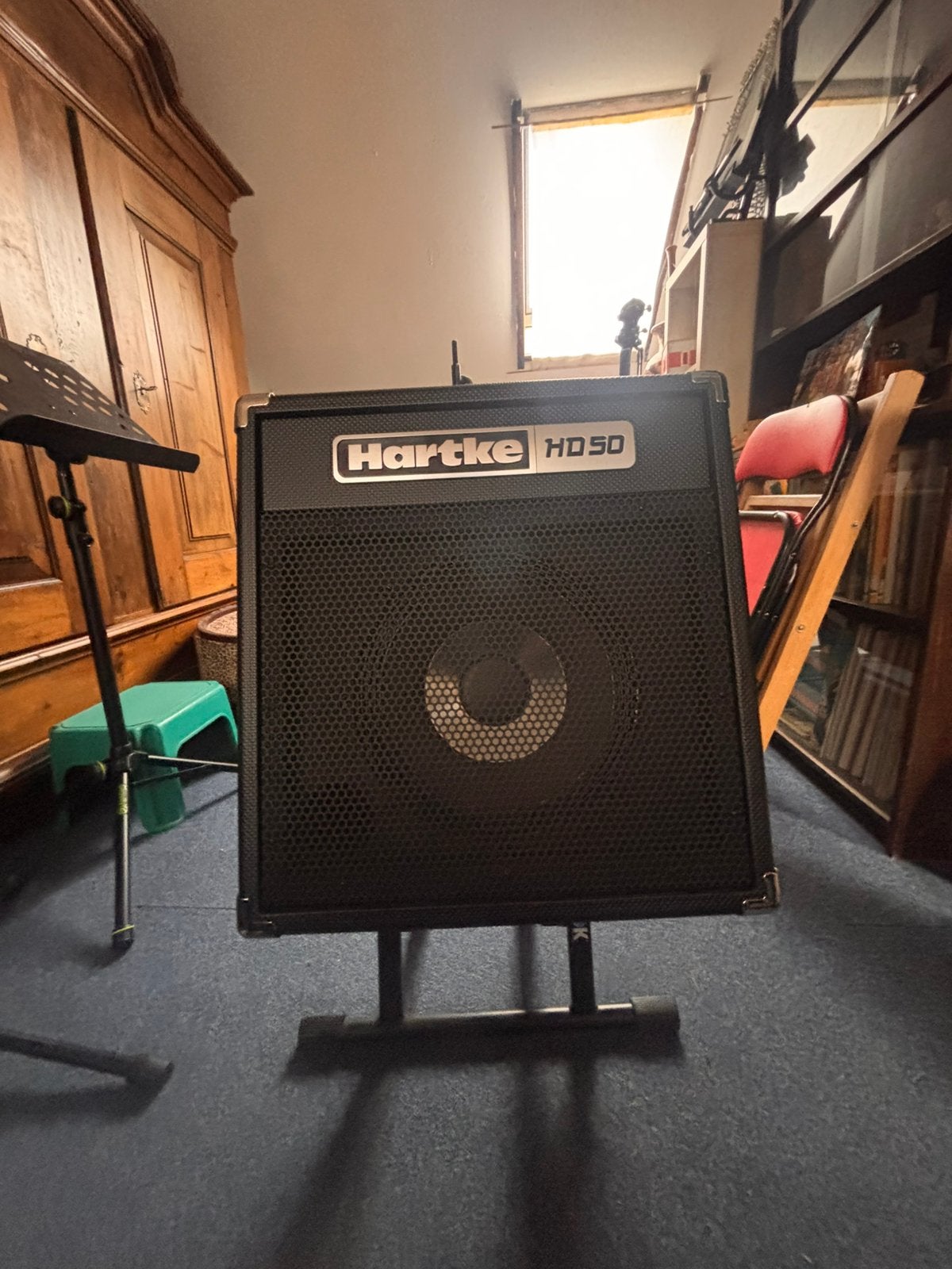 Hartke HD 50 versterker zeer goede conditie, Ophalen, Zo goed als nieuw, Minder dan 50 watt