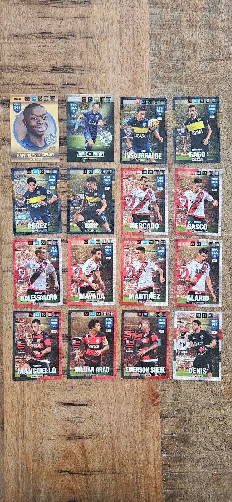 Panini FIFA 365 Adrenalyn XL 2016/2017, Ophalen of Verzenden, Zo goed als nieuw, Meerdere plaatjes