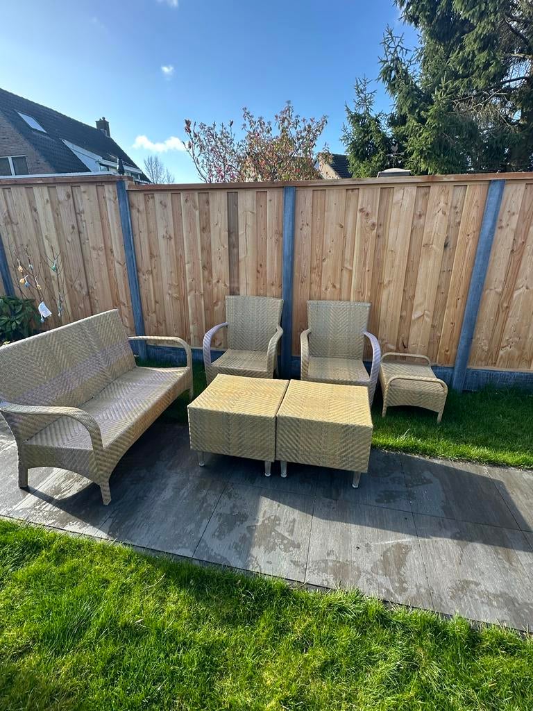 Mooie Hartman tuinset: bank, 2 stoelen, poef en 2 tafeltjes, Ophalen, 5 zitplaatsen, Gebruikt, Wicker