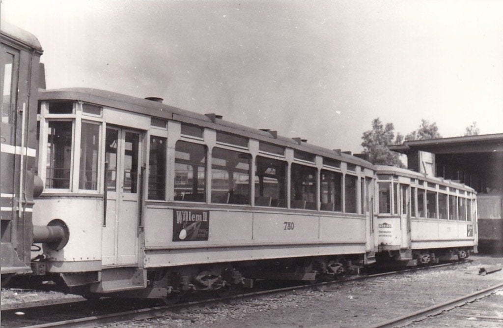 740D fotokaart Hoorn, werkplaats T.S., bijwagens H.T.M. 1970, Ophalen of Verzenden, 1960 tot 1980, Ongelopen, Noord-Holland