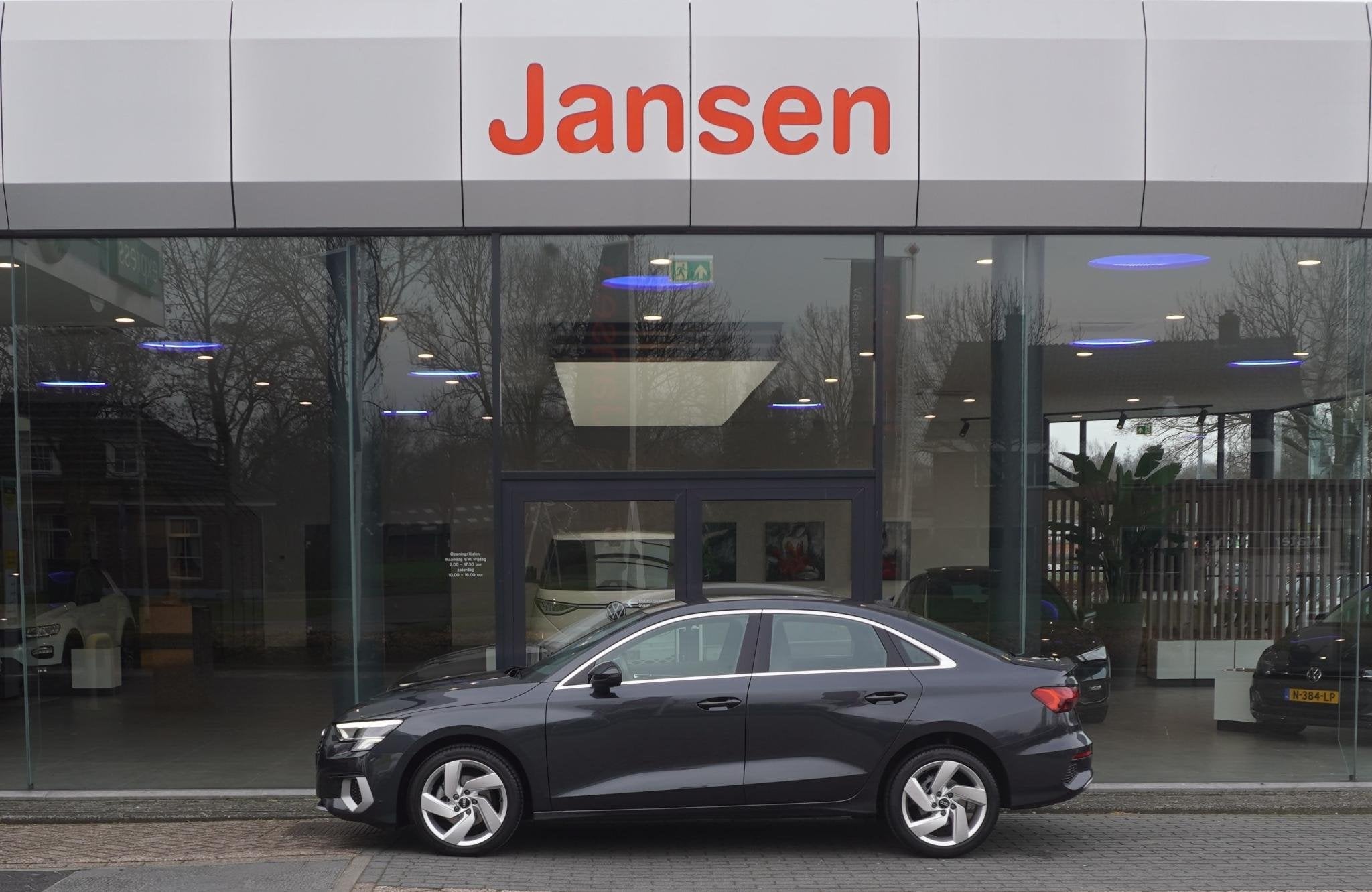 Audi A3 Limousine 30 TFSI Advanced edition | CARPLAY | CRUIS, Auto's, 12 maanden, Stof, Gebruikt, Origineel Nederlands
