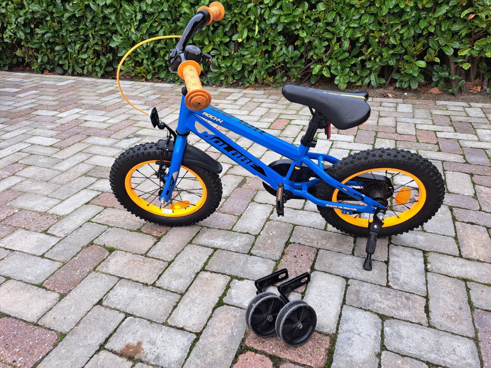 Kinderfiets Volare Rocky 14 inch met zijwieltjes, Ophalen, Zijwieltjes, Gebruikt, Volare
