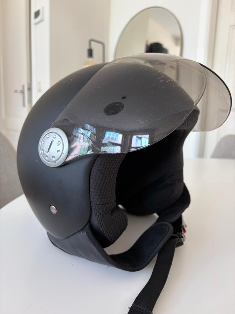BEON scooter helm, Fietsen en Brommers, Ophalen of Verzenden, Zo goed als nieuw, Extra large of groter
