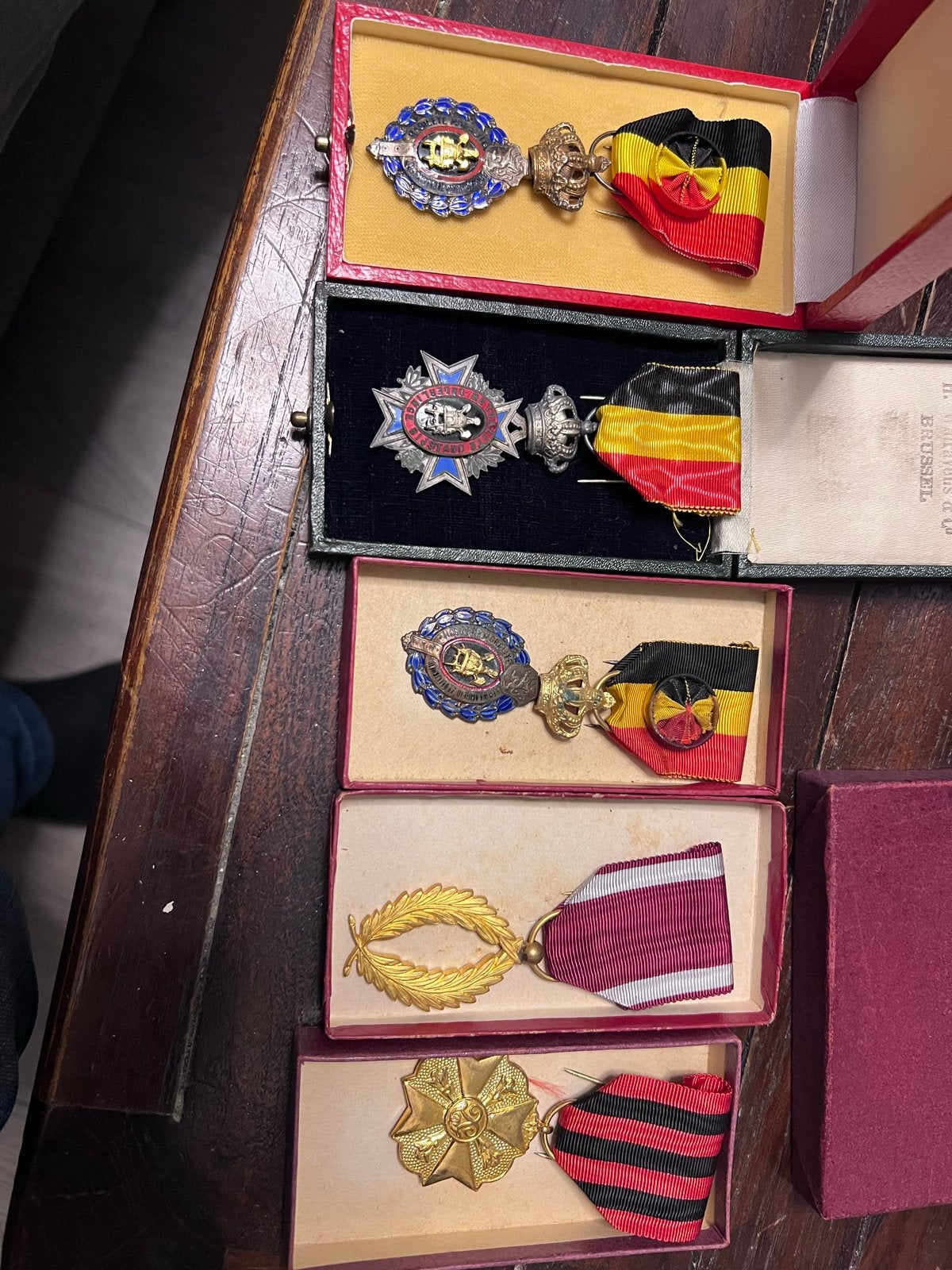 Verzameling van Belgische Medailles en Onderscheidingen, Ophalen of Verzenden, Overige materialen, Buitenland